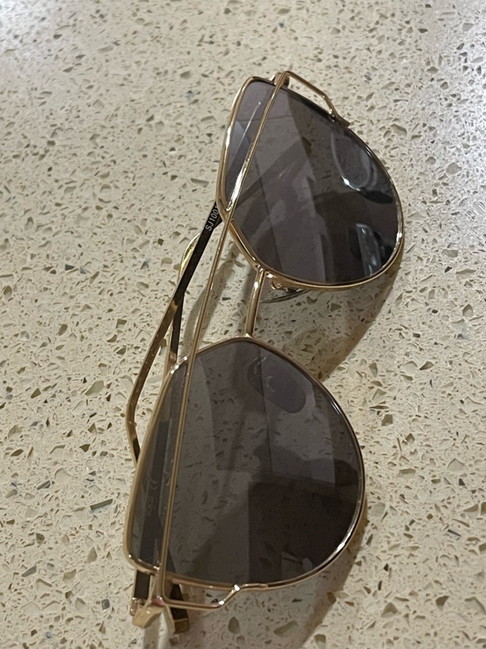 Gold Frame Black Lens Aviator Sunglasses for Women - Sleek Metal Design